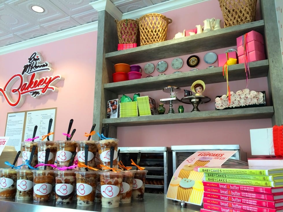Erin McKenna's Bakery at Downtown Disney Springs Cupcakes, Doughnuts