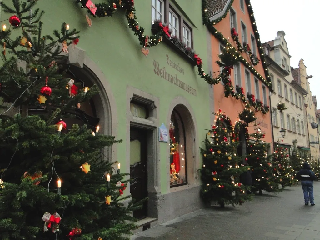 Germany Christmas Trees Decorations