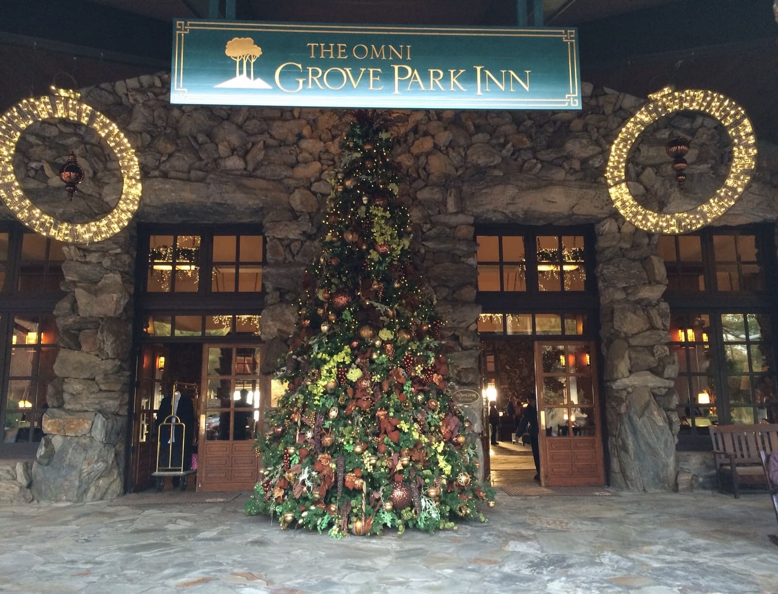 Grove Park Inn Christmas 2022 Holiday Gingerbread House Competition At The Omni Grove Park Inn -  Wanderful World Of Travel