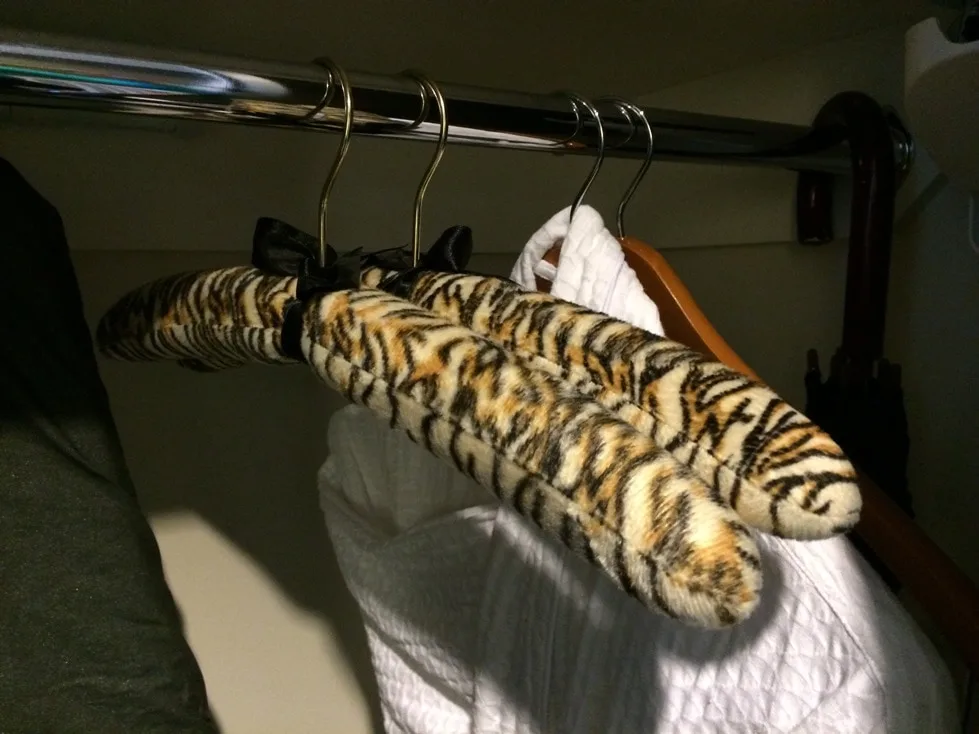 leopard print hangers