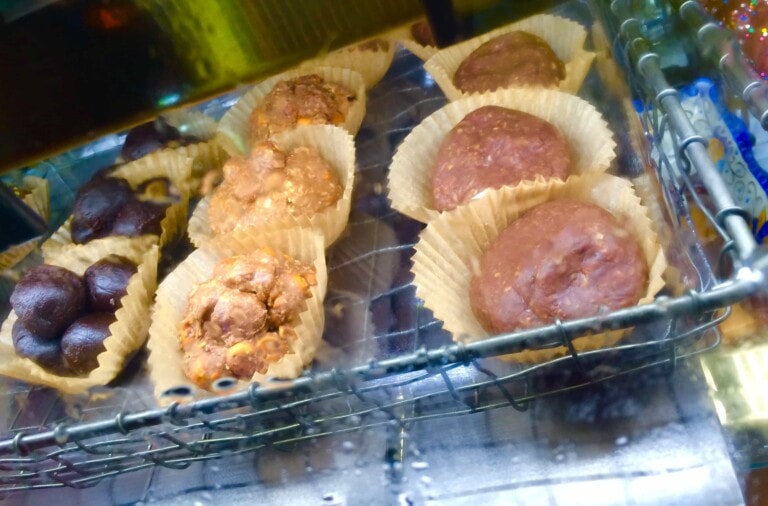 snacks that look like animal poop served at Disney World