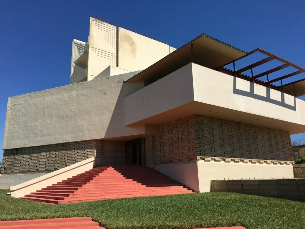 Frank Lloyd Wright Architecture Florida Southern College Campus Pfeifer Chapel