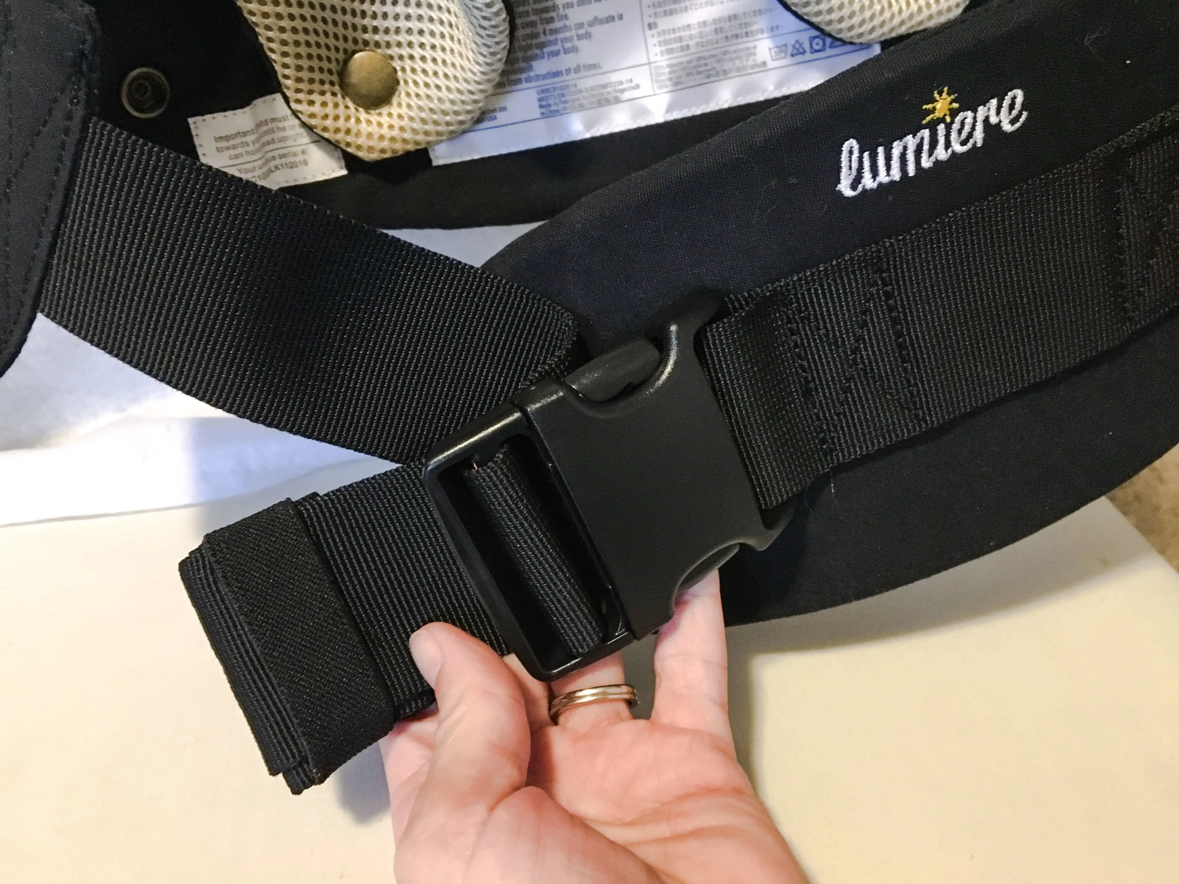 The baby carrier that has it all! I love the versatility and comfort for parent and child! From infant to toddler, this carrier is all you'll need!