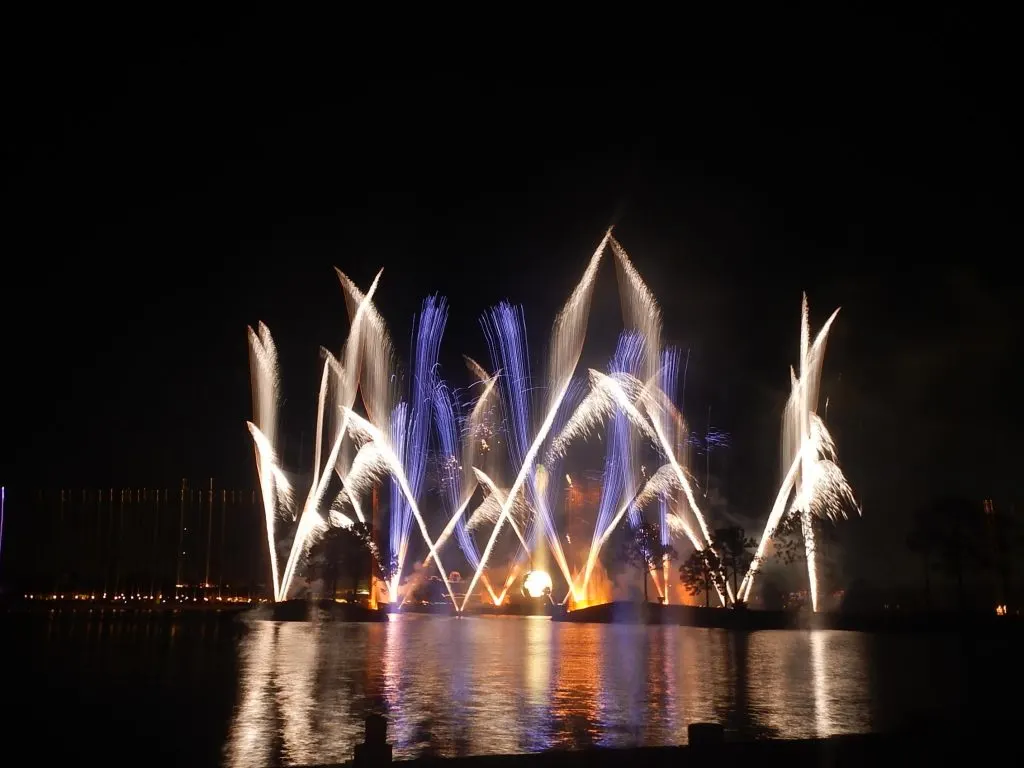 Epcot Illuminations Fireworks Holiday D-Lights Tour Adventures by Disney