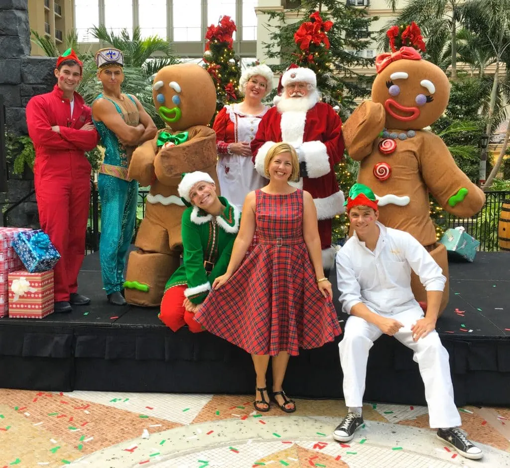 ICE Gaylord Palms 2018 Christmas Characters