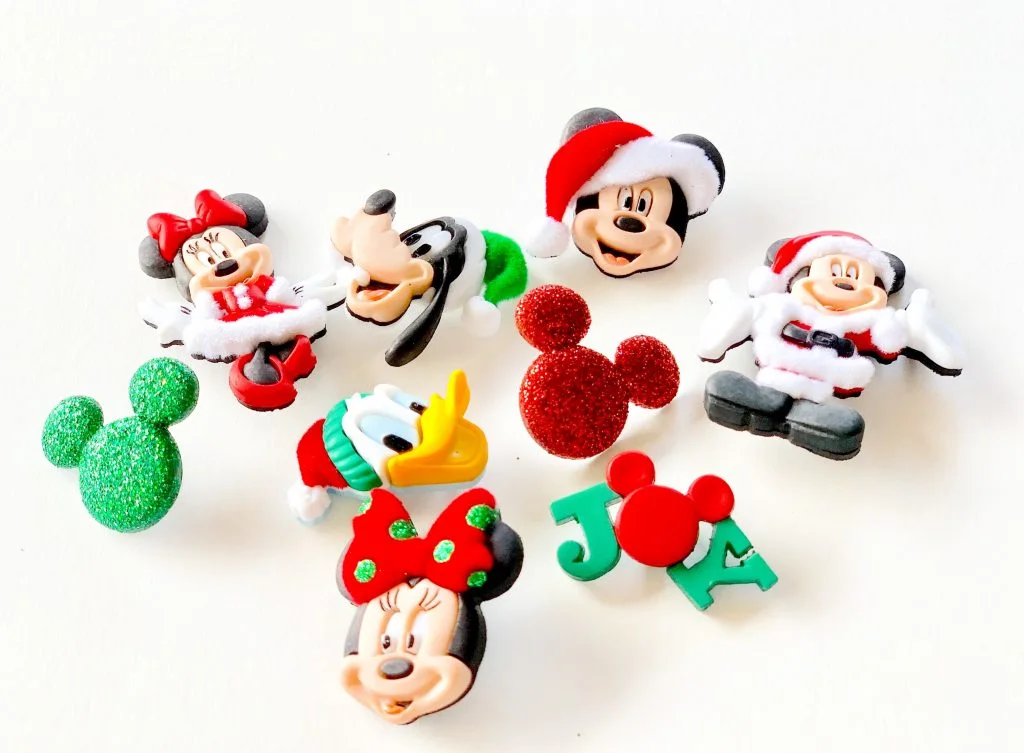 Mickey Mouse, Minnie Mouse, Donald Duck, goofy, mickey head Christmas buttons