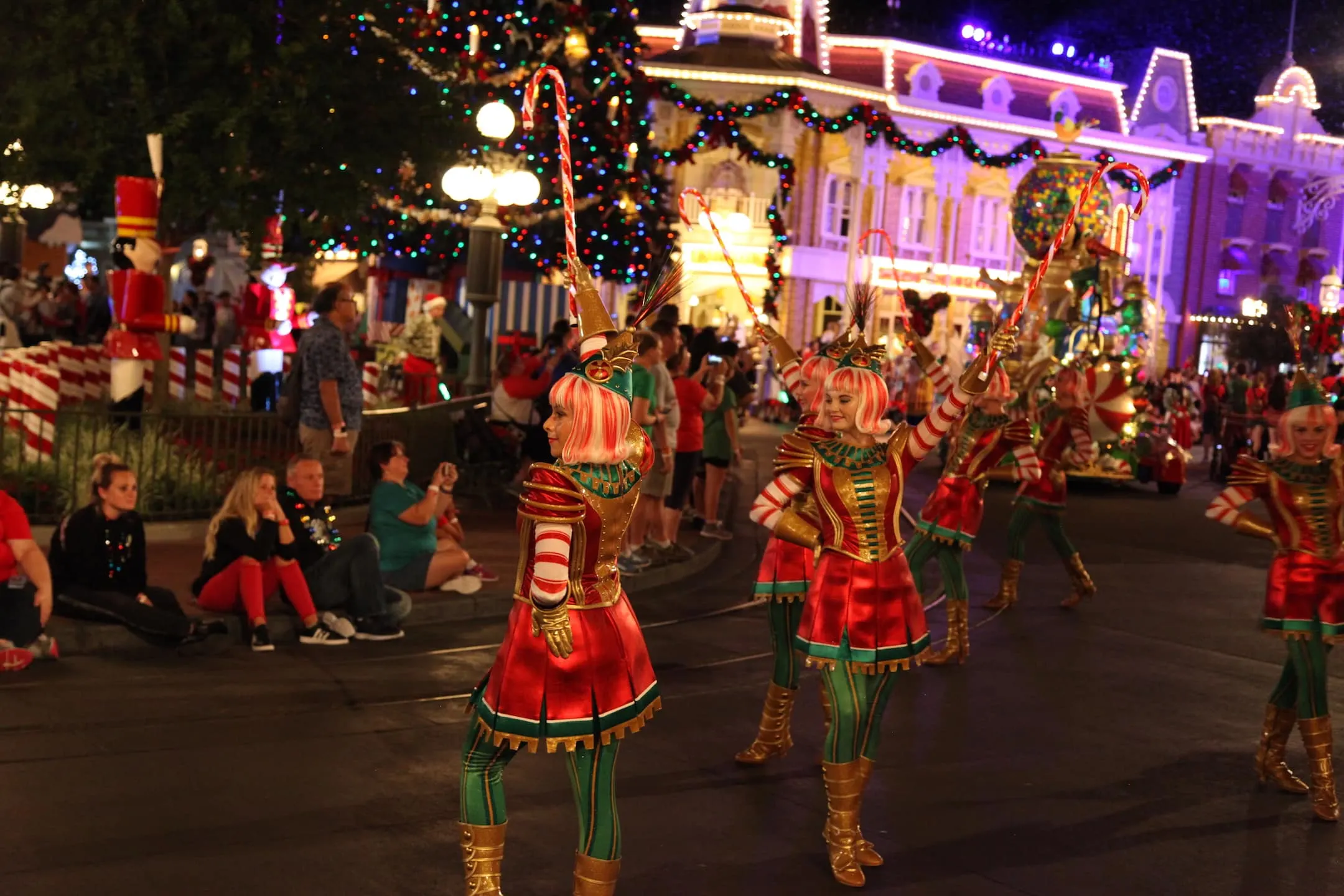 Peppermint Elves Mickey's Very Merry Christmas Party Parade Magic Kingdom