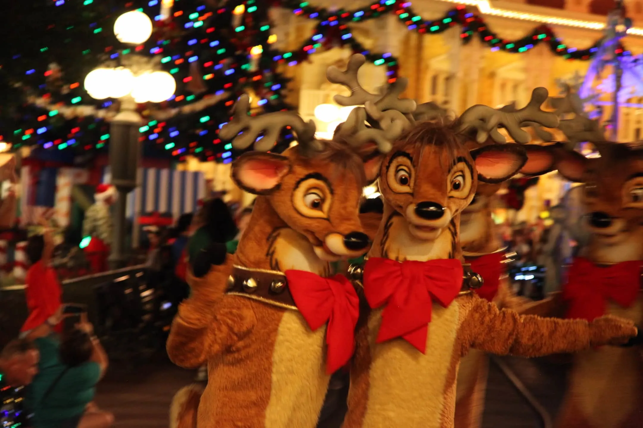 Reindeer Mickey's Very Merry Christmas Party Parade Magic Kingdom