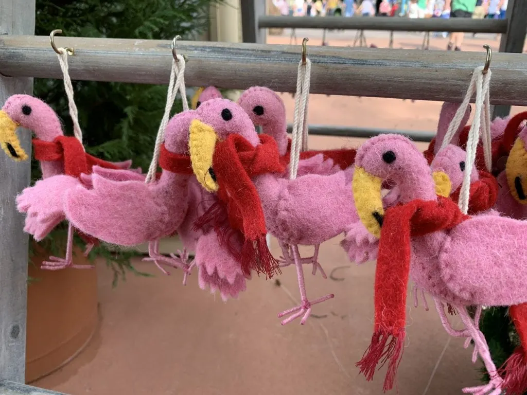 Flamingo with scarf ornaments