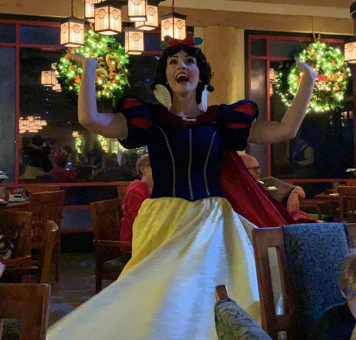 Storybook Dining With Snow White At Artist Point Review Wanderful World Of Travel 