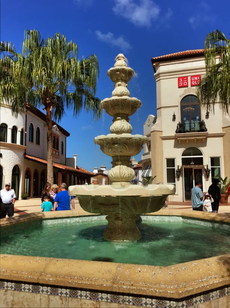 fountain at Disney Springs in Walt Disney World