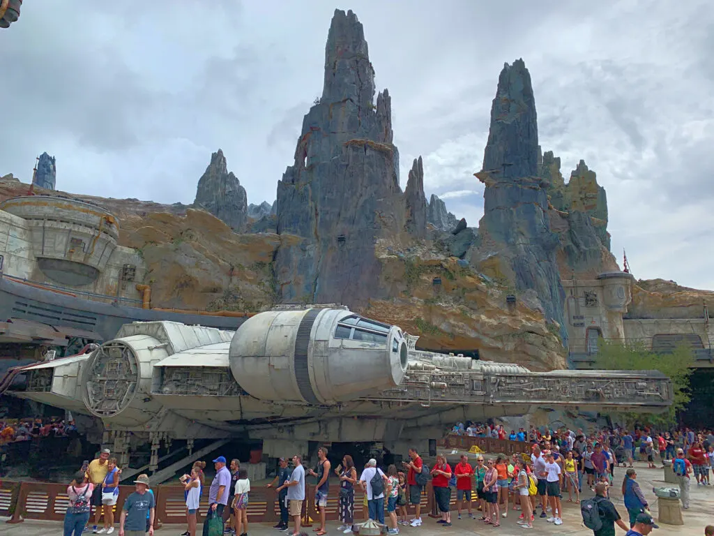 millennium falcon at Star Wars land