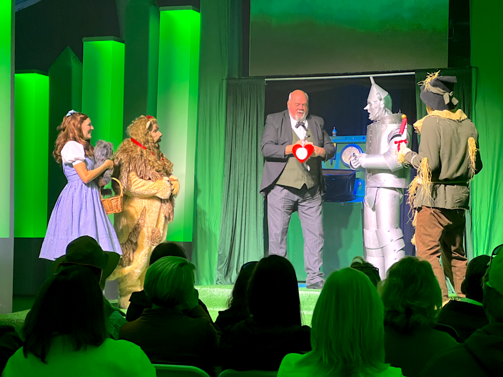Land of Oz Theme Park Dorothy Lion Tin Man and Scarecrow Meeting Real Wizard of Oz